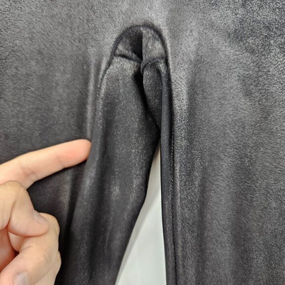 Spanx Ready To Wow Faux Leather Leggings Black Women’s Size M Short High Rise - Picture 10 of 12